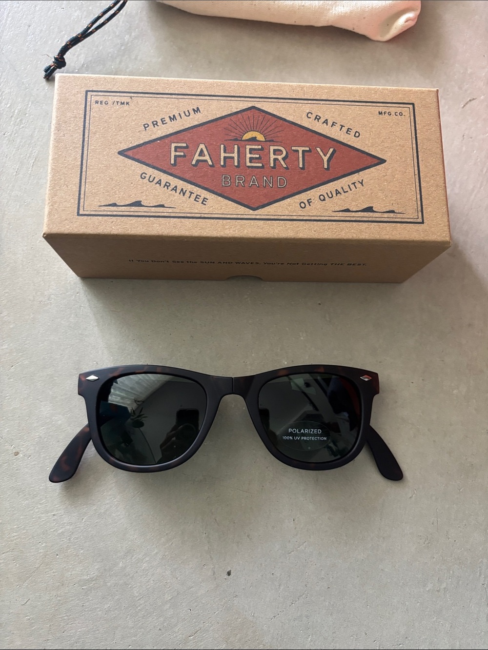 Sale! NIB Faherty All Day Foldable Polarized Premium Sunglasses